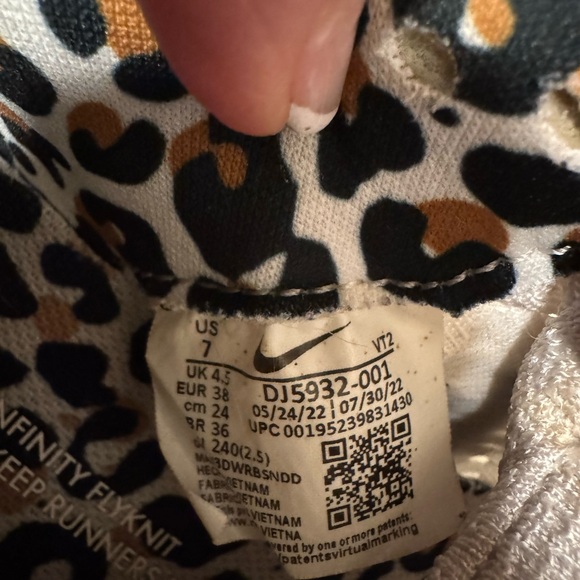 Nike React Infinity Flyknit - Picture 6 of 10